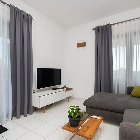 Apartments Slavica Vodice Exterior foto