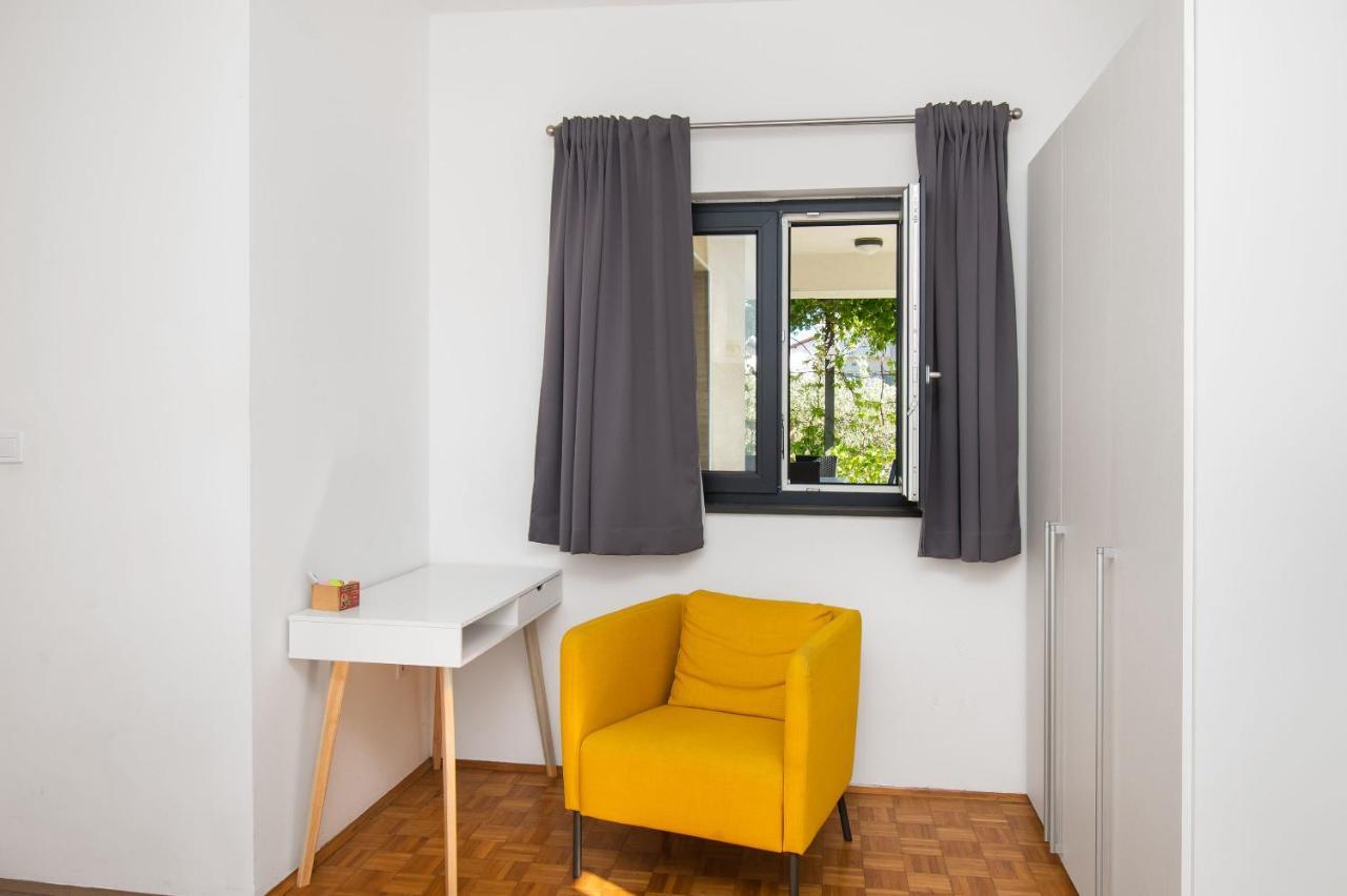 Apartments Slavica Vodice Exterior foto