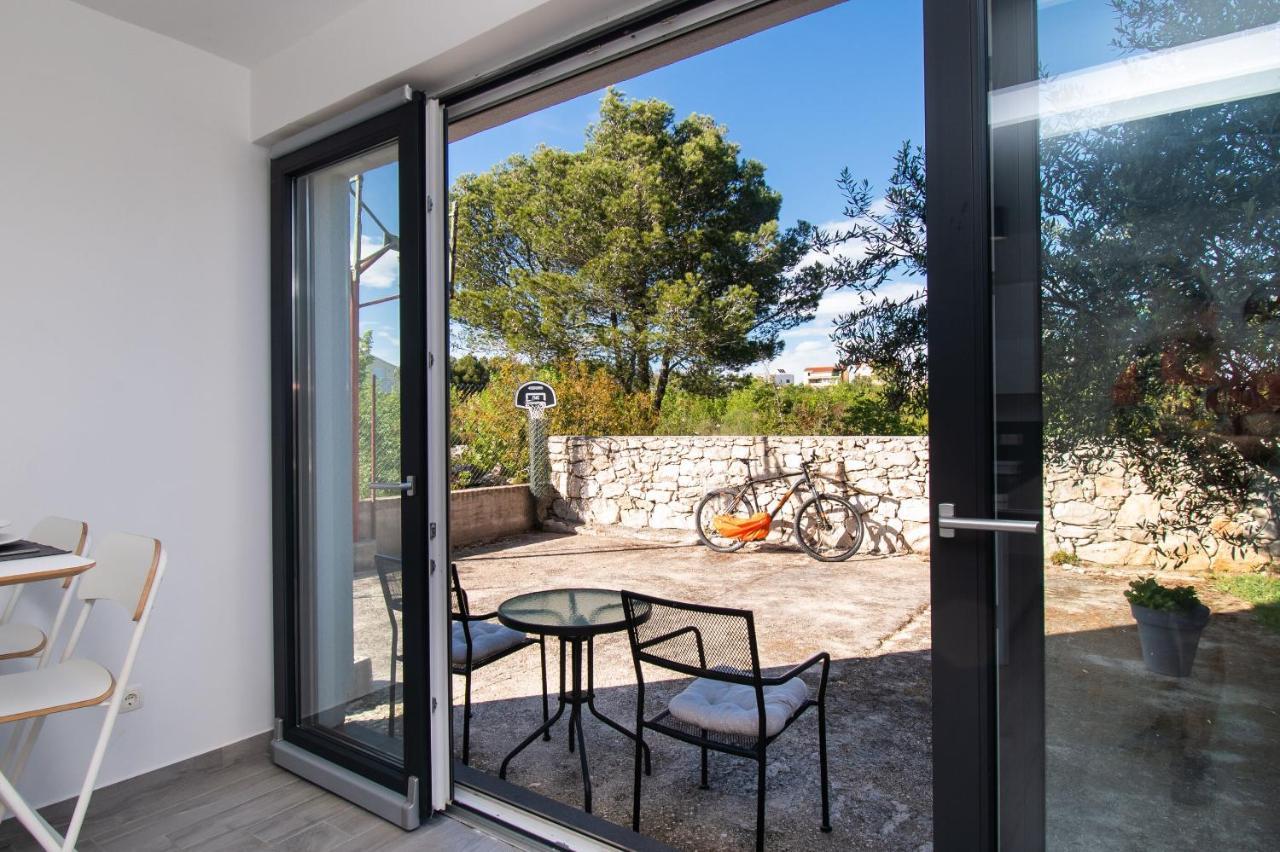 Apartments Slavica Vodice Exterior foto