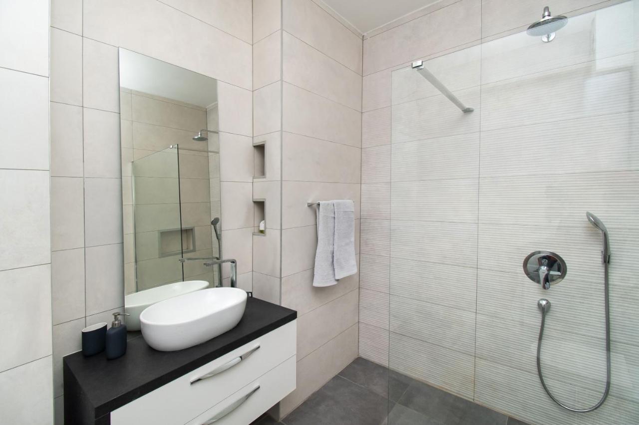 Apartments Slavica Vodice Exterior foto