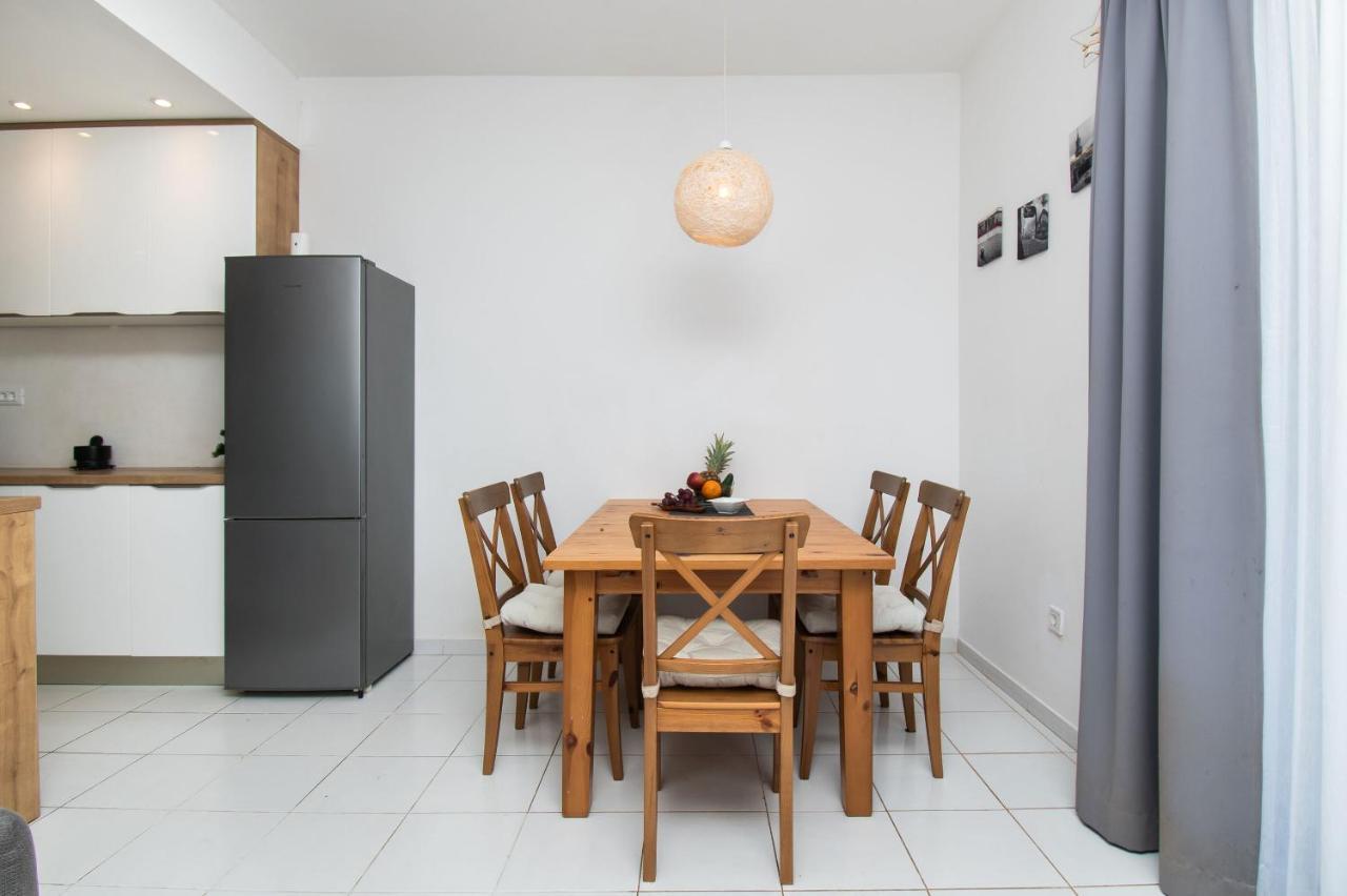 Apartments Slavica Vodice Exterior foto